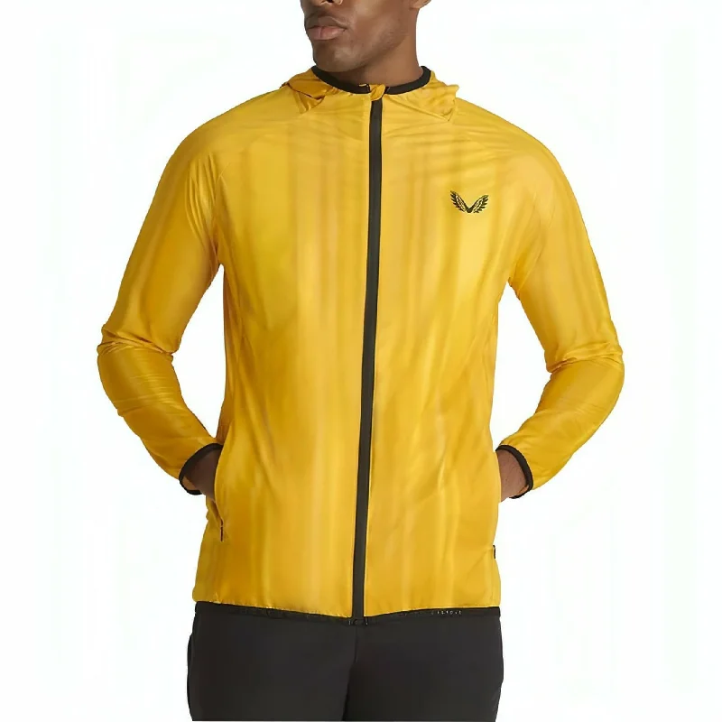 Graphic Caps Castore Active Cirrus Flyweight Mens Running Jacket - Gold